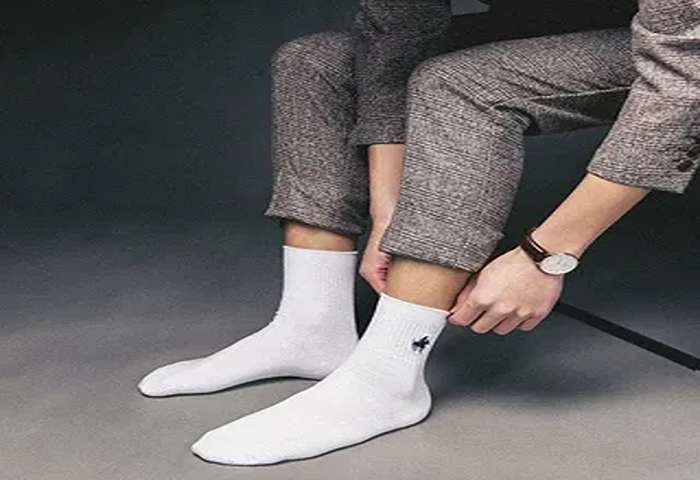 تصویر 3 از جوراب مردانه ابریشمی سبک خنک روزانه